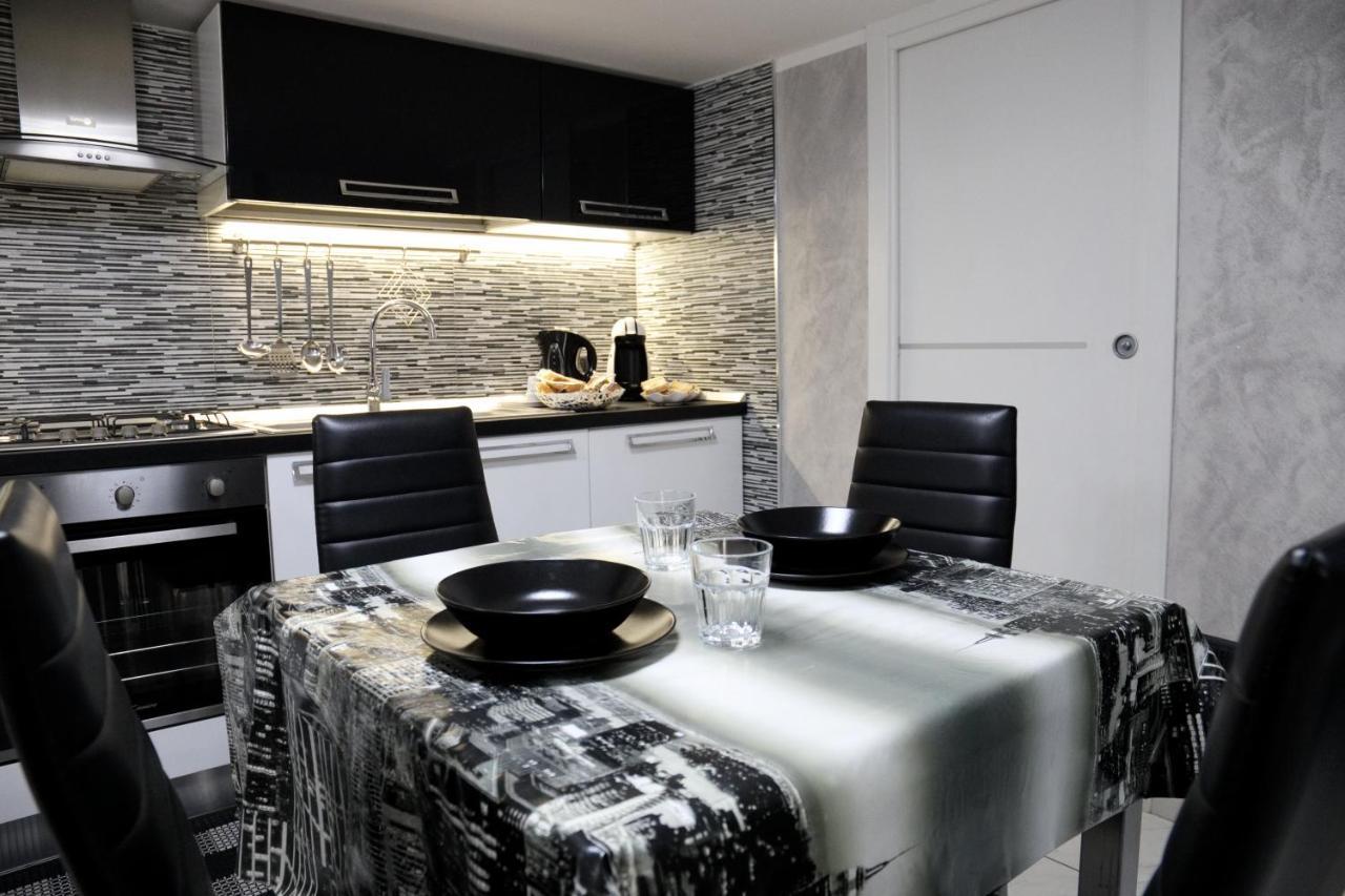 Casa Vacanze Sannazzaro 70 Naples Luaran gambar